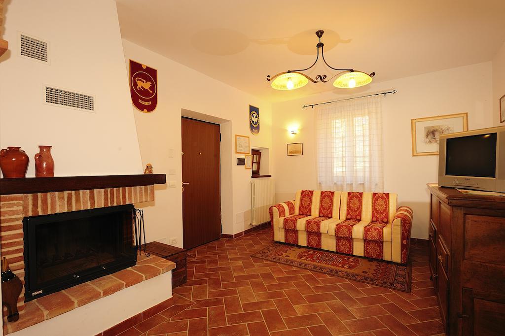 Agriturismo Il Torrino Villa Cortona Room photo