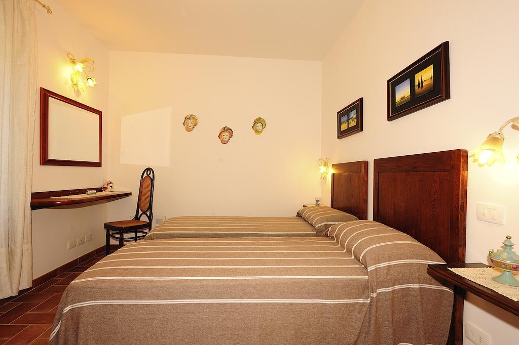 Agriturismo Il Torrino Villa Cortona Room photo